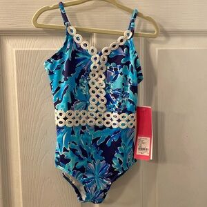 Lilly Pulitzer girls size 4 bathing suit one piece